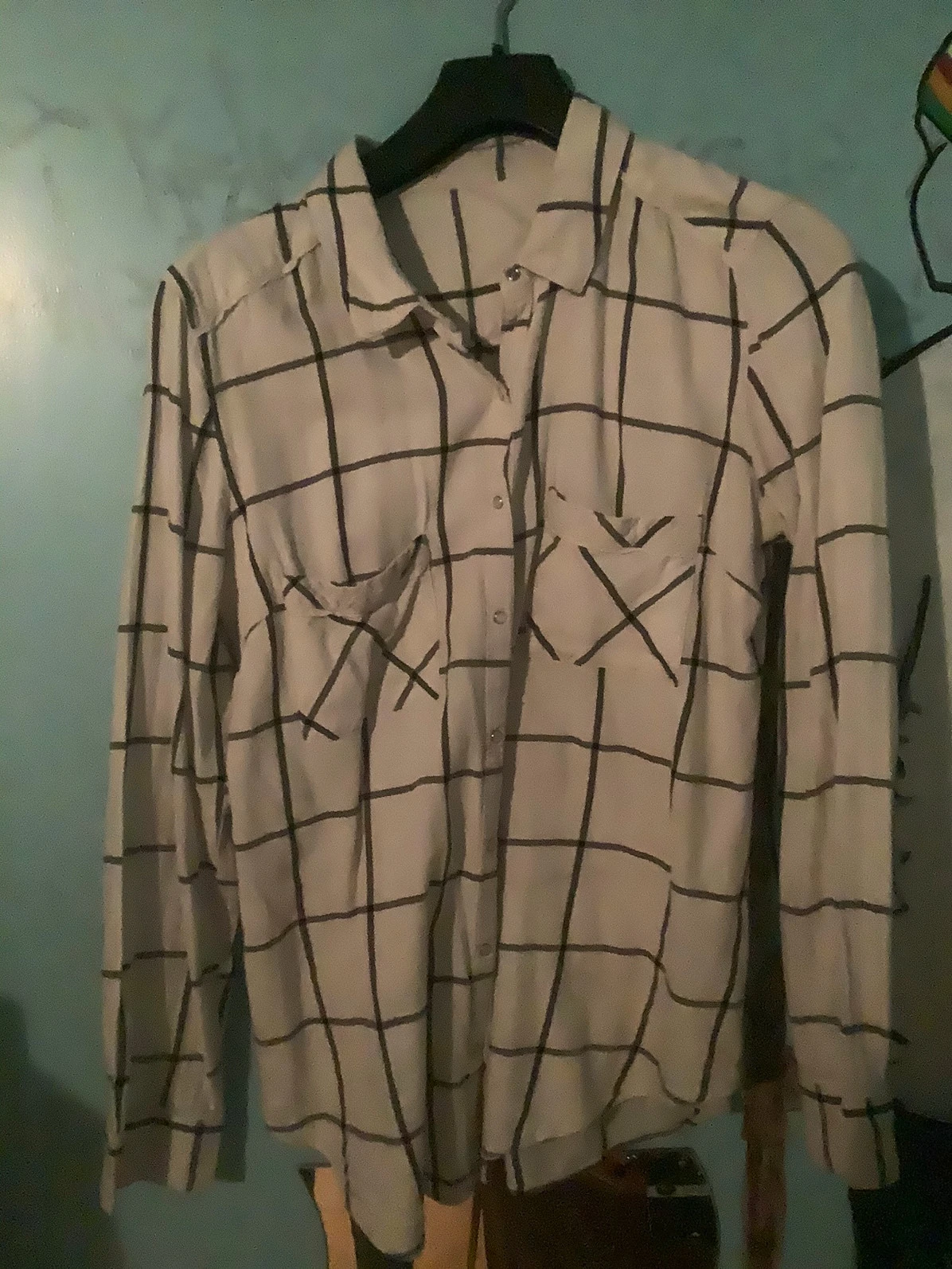 Blusa branca com xadrez preto – photo 2
